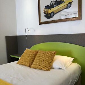 Camera con letto king size